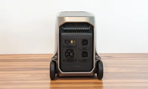 DELTA Pro 3: back ports showing